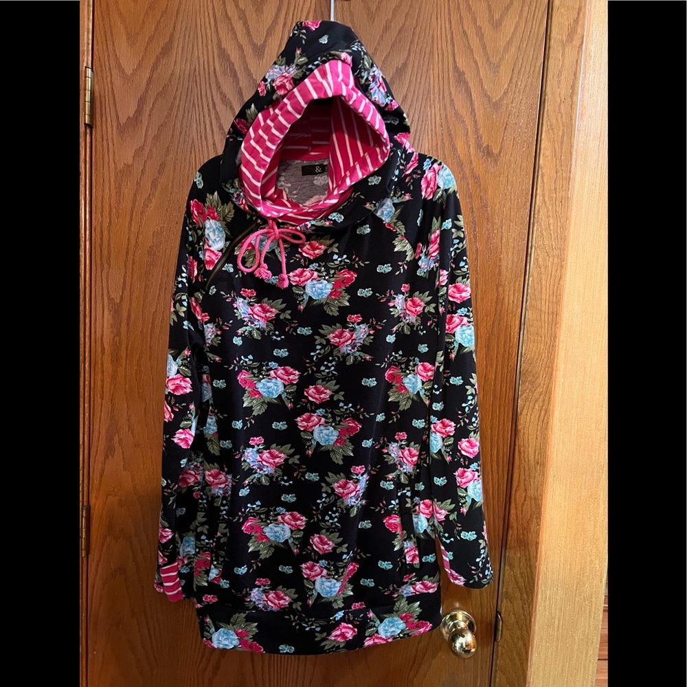 Ampersand Double Hood Hoodie Sweatshirt - Floral and Stripe sz XXL 2XL